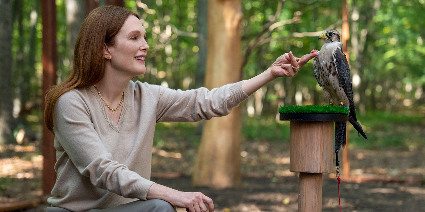 Julianne Moore with a falcon in Sirens