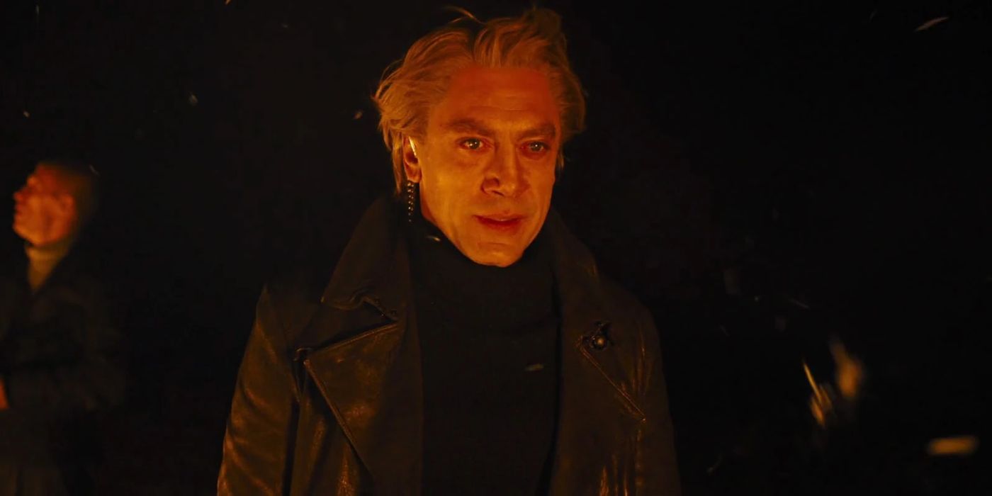 Raoul Silva looking intently at something off-camera in Skyfall
