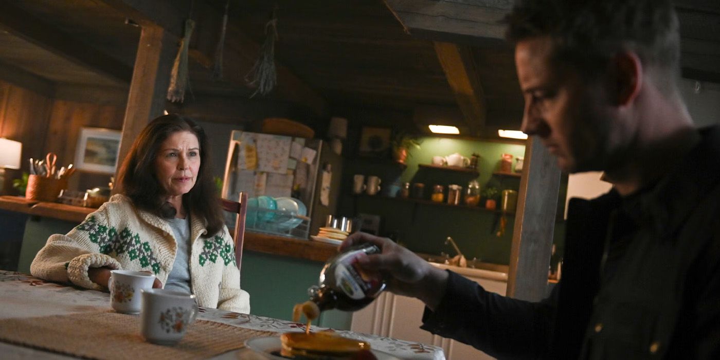Mary Dove Shaw (Wendy Crewson) baro Kolteru Šavu (Džastins Hārtlijs) pankūkas “Tracker” 2. sezonas finālā.