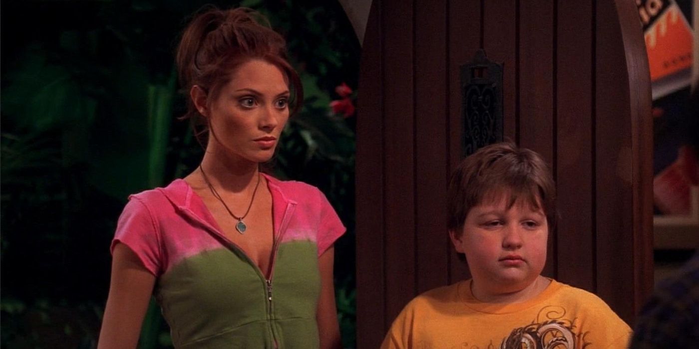April Bowlby e Angus T. Jones em dois homens e meio S3 EP16