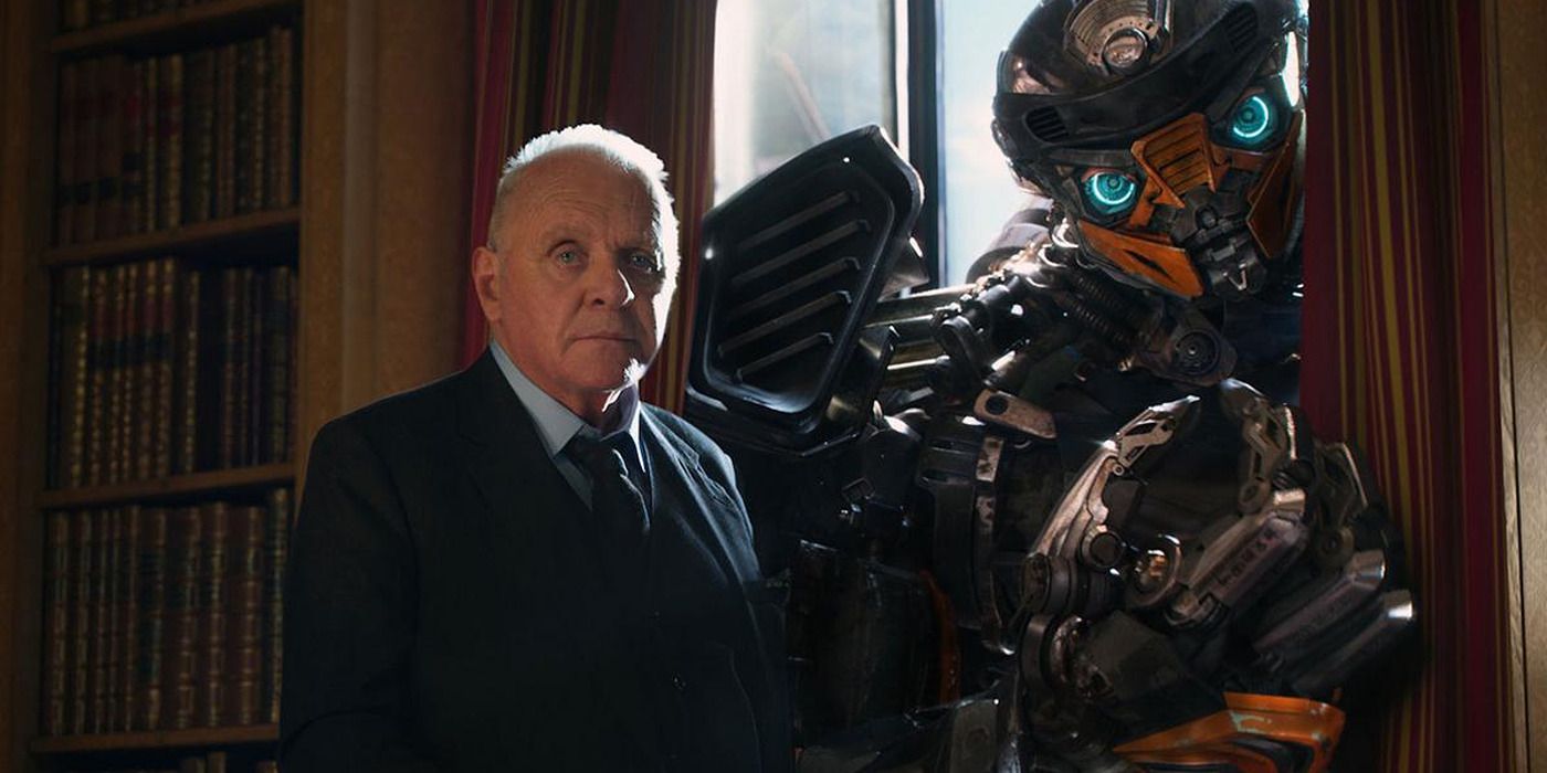Anthony Hopkins and a Transformer in 'The Last Knight'