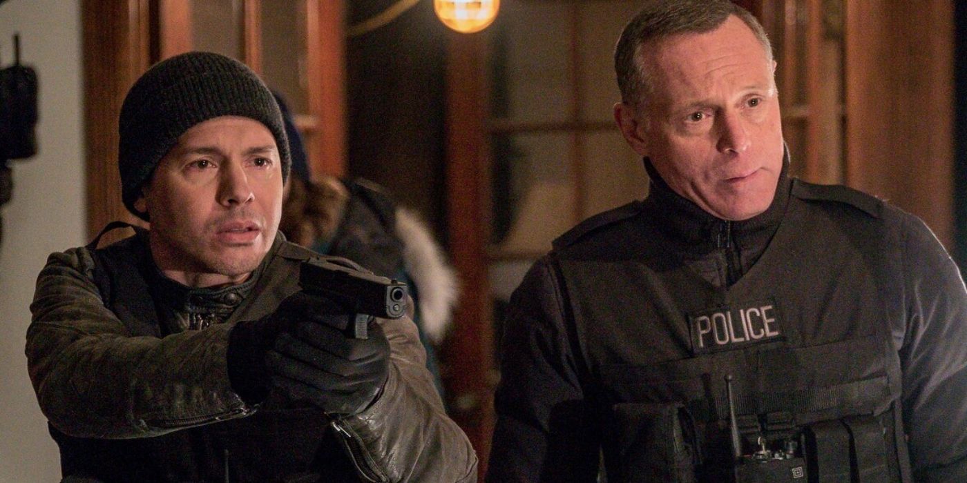 Jon Seda's Antonio Dawson with Jason Beghe's Voight in Chicago P.D.