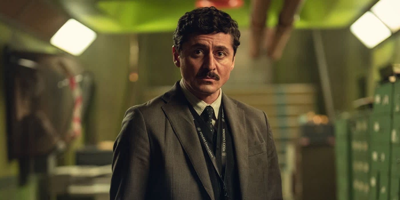 Alexej Manverov como Akram Salim no Departamento Q.