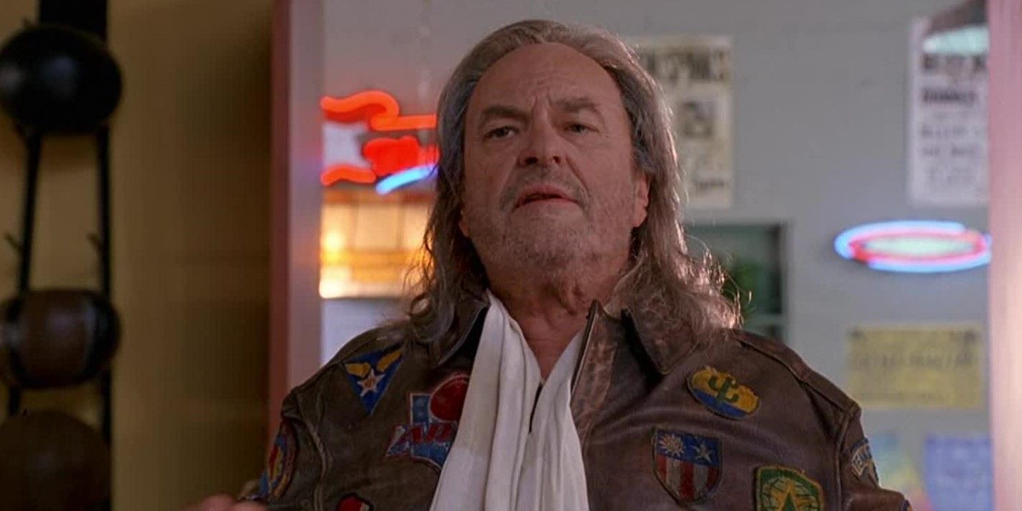 Rip Torn as Patches O'Houlihan talking to people off-camera in Dodgeball: A True Underdog Story.