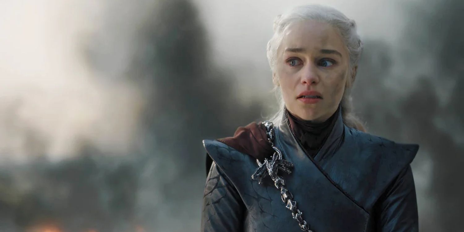 Daenerys looking emotional and disturbed in Game of Thrones