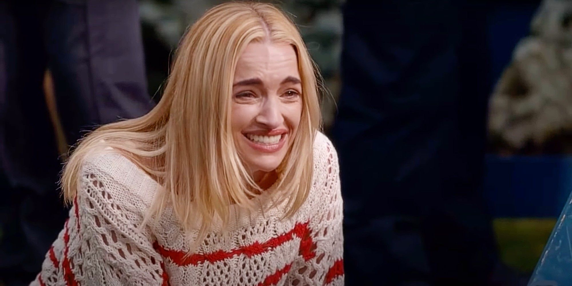 Georgia Miller falling to the ground and sobbing in Ginny and Georgia Season 3.