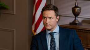 Scott Porter as Paul in Ginny & Georgia.