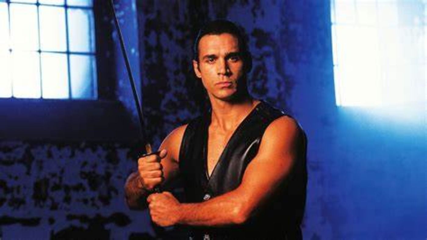 Duncan MacLeod Holds a Sward