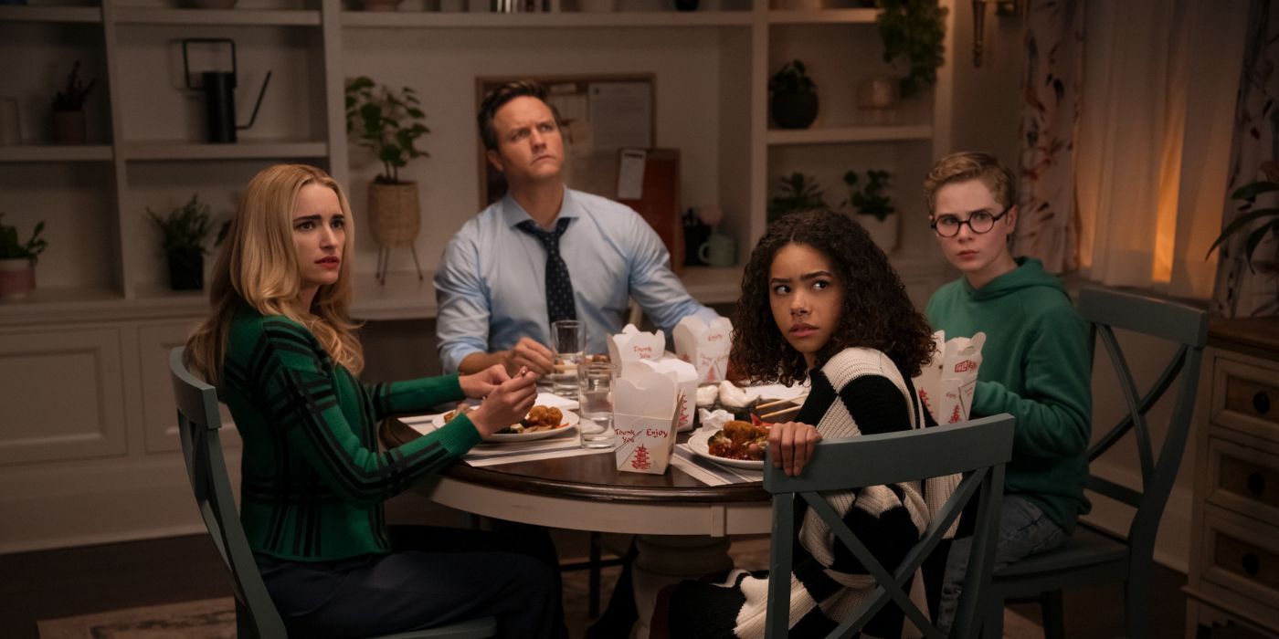 Diesel La Torraca, Antonia Gentry, Scott Porter, and Brianne Howey in Ginny & Georgia Season 3