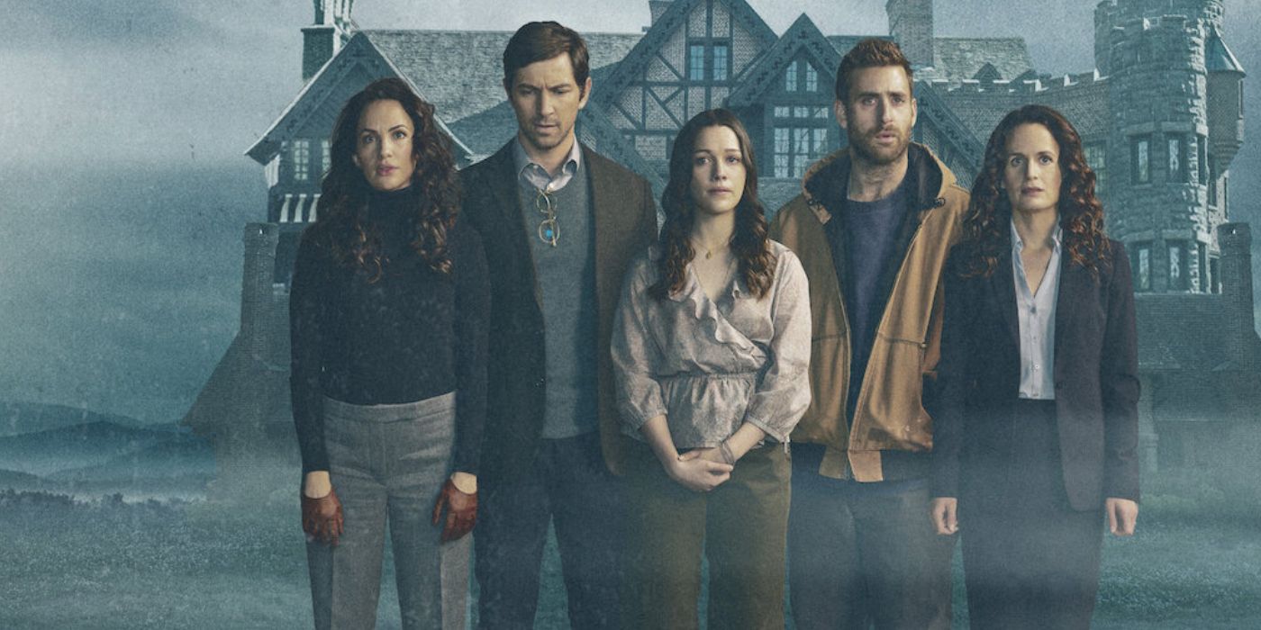 Kate Siegel as Theo, Michiel Huisman as Steven, Victoria Pedretti as Nell, Oliver Jackson-Cohen as Luke and Elizabeth Reaser as Shirley in The Haunting of Hill House
