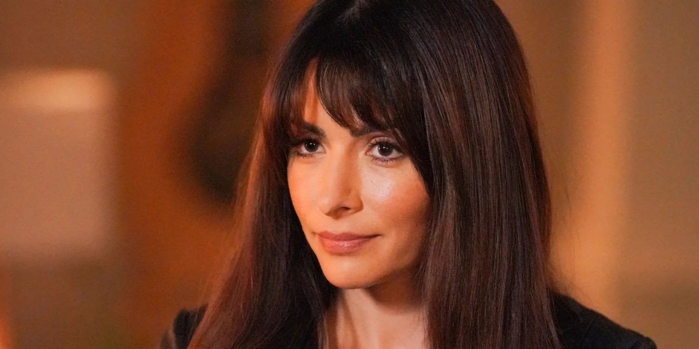 Jessica Russo (Sarah Shahi) in The Rookie.