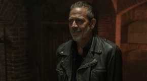 Negan (Jeffrey Dean Morgan) smiles in 'The Walking Dead: Dead City'