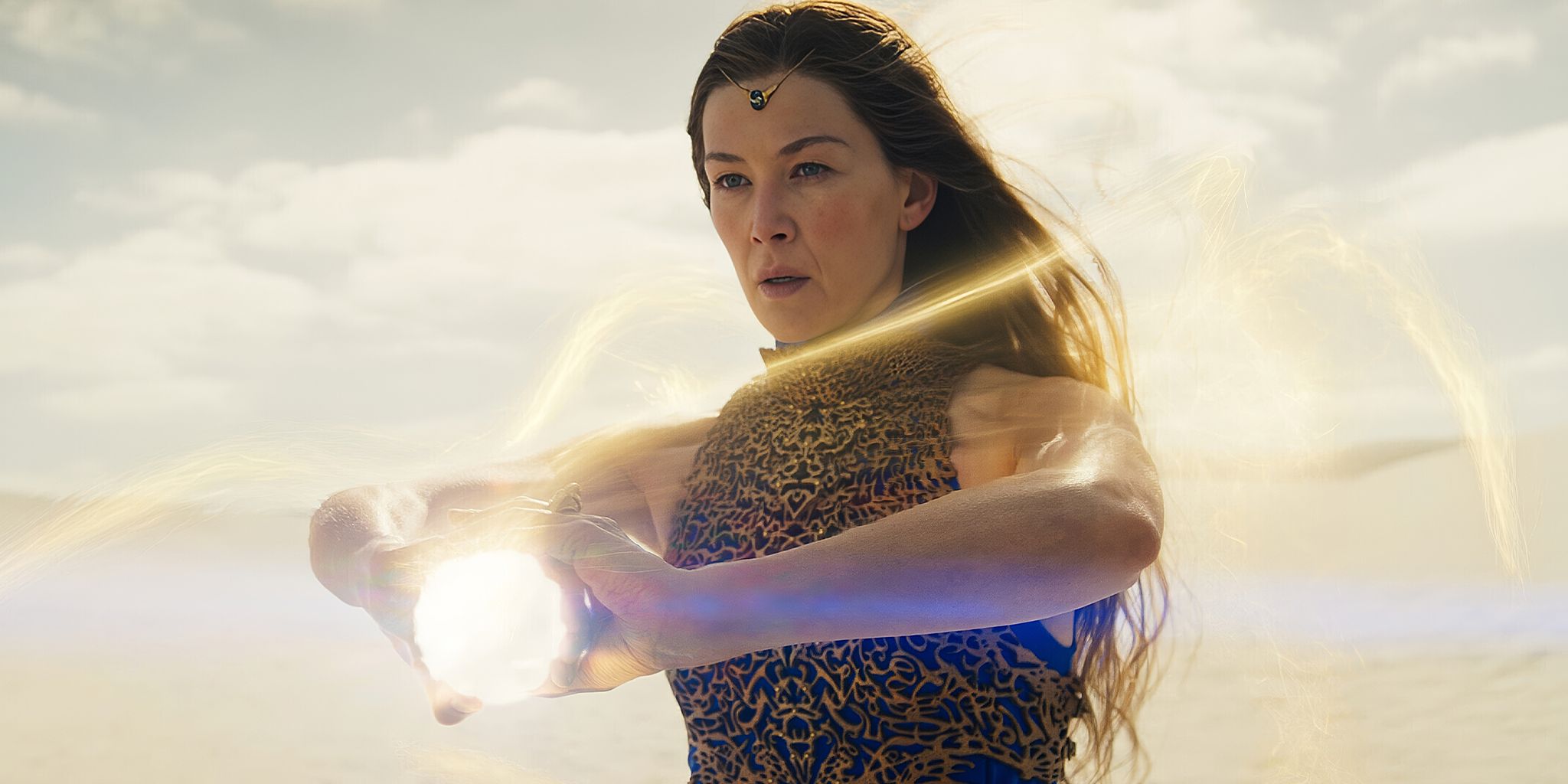 rosamund pike as moiraine damodred in the wheel of time