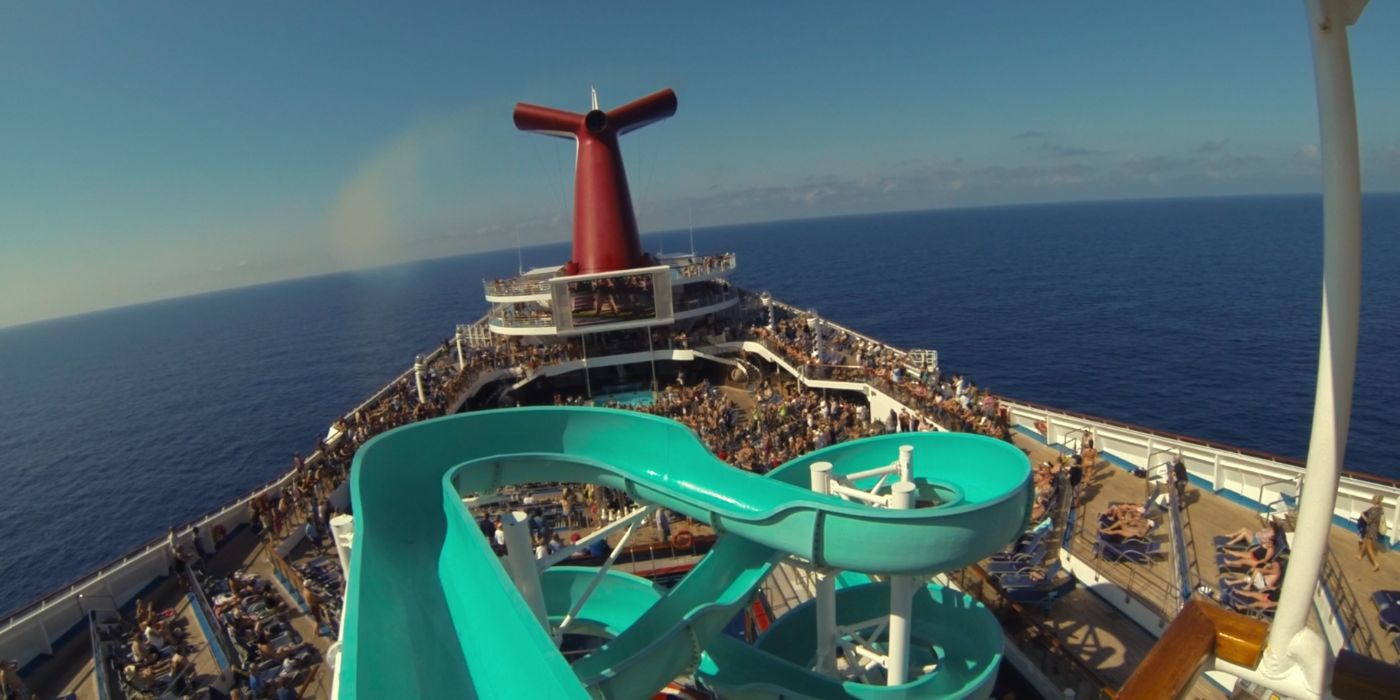 Trainwreck-Poop-Cruise-Netflix