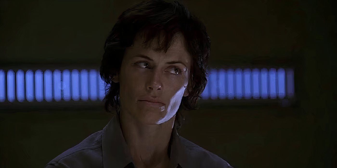 Sarah Clarke as Nina Myers glaring sideways in the show 24