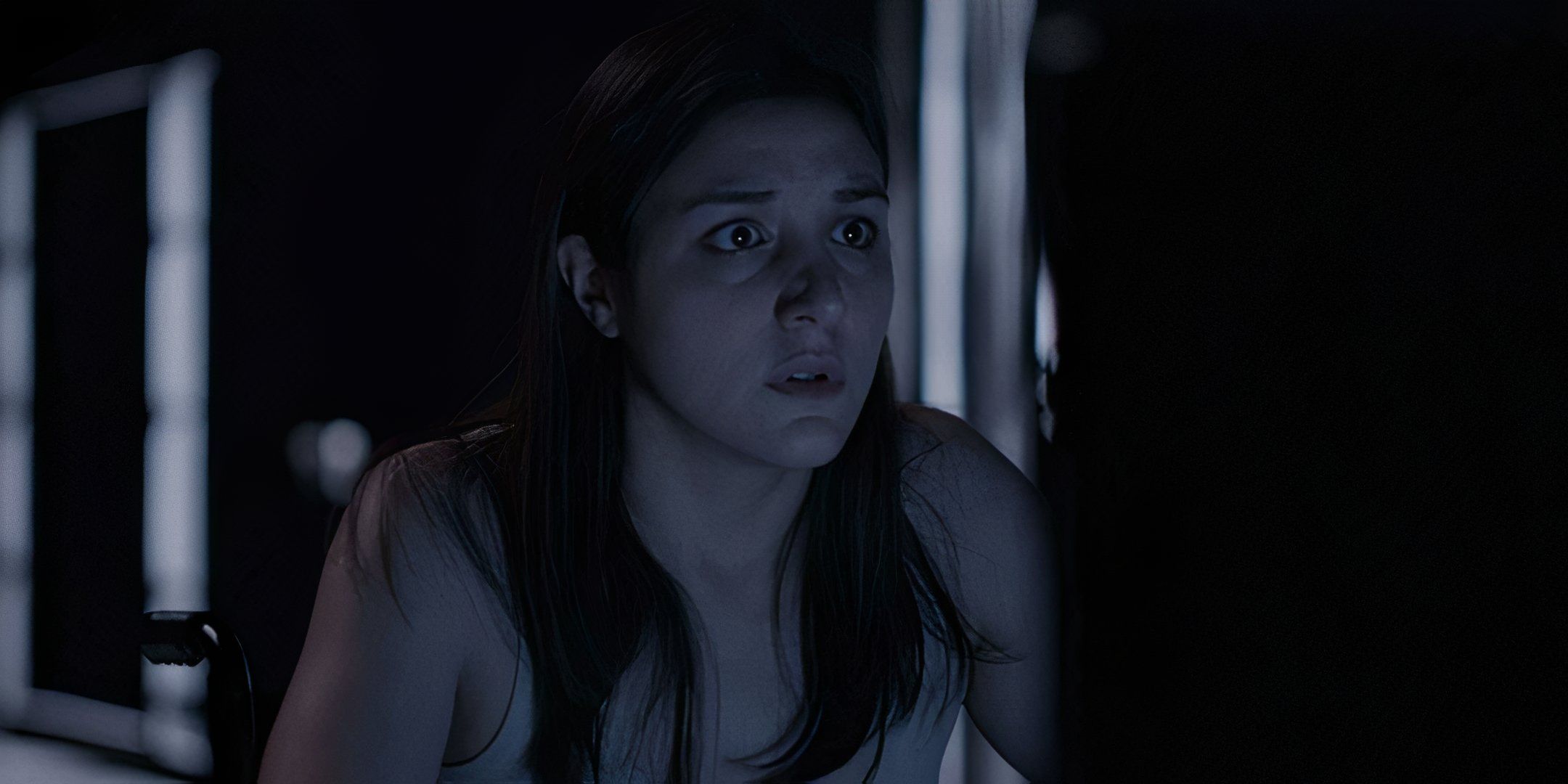 Diana Garle as Liza in '9 Windows'