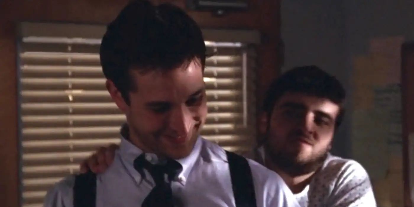 John Carter (Noah Wyle) is stabbed by Paul Sobriki (David Krumholtz)