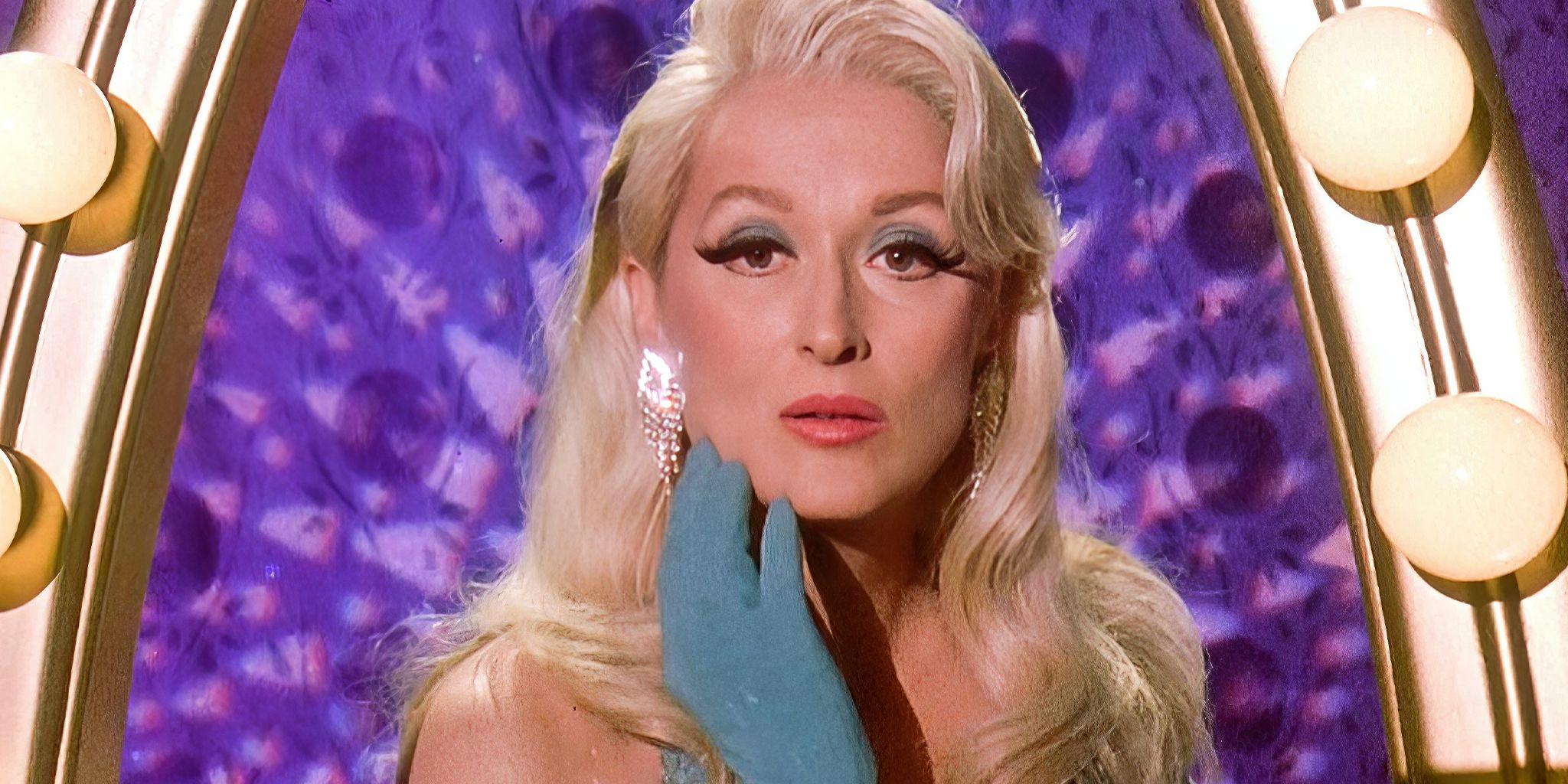 Meryl Strip Movies 60 Photos - Moonagedaydream.film