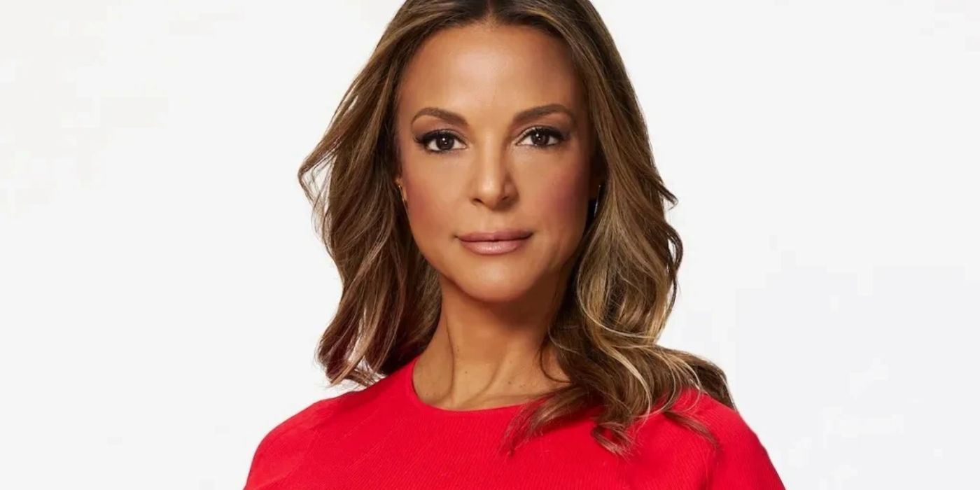 Eva Larue como Natalia na introdução do 'Hospital Geral'.