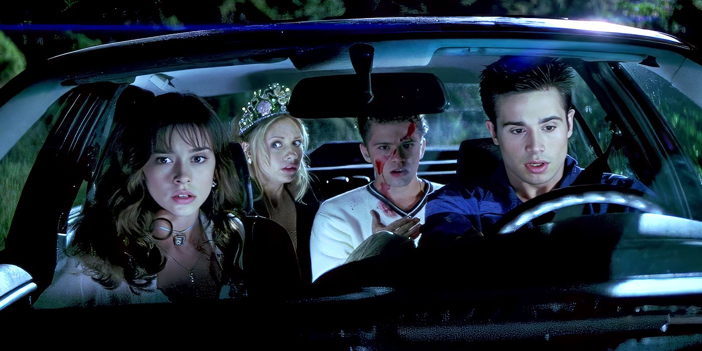 Jennifer Love Hewitt, Sarah Michelle Gellar, Ryan Phillipe, and Freddie Prinze Jr. in I Know What You Did Last Summer