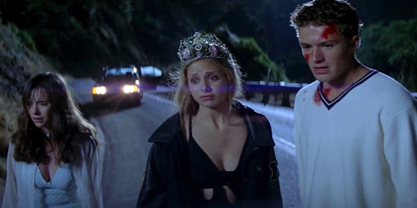 Jennifer Love Hewitt, Sarah Michelle Gellar e Ryan Phillippe no slasher de 1997 Eu sei o que você fez no verão passado.