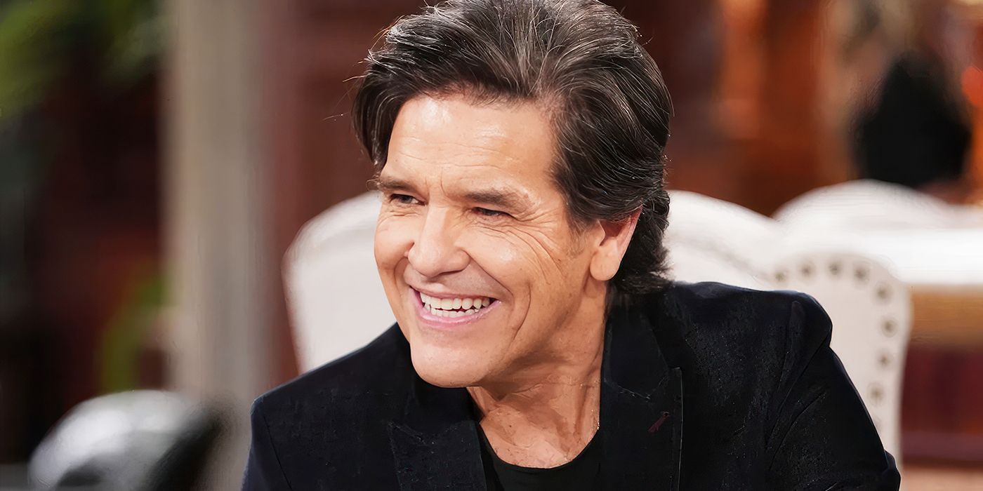 Michael Damian's Danny Romalotti smiling in The Young and the Restless