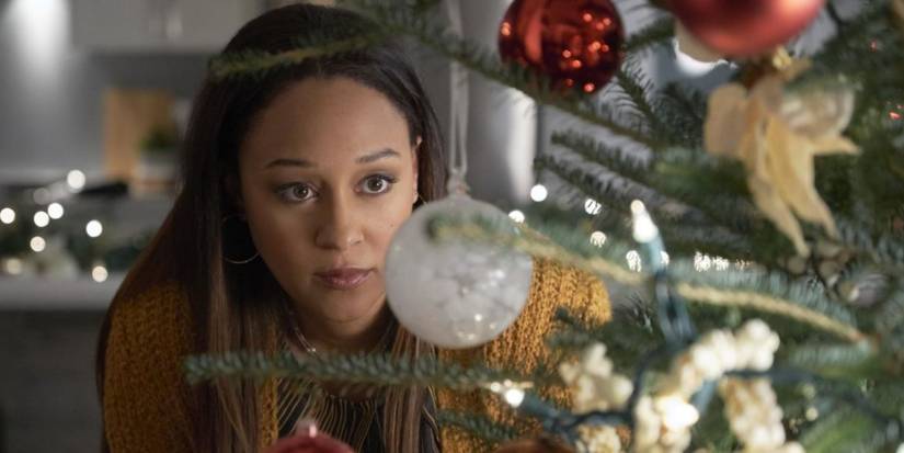 Tia Mowry in A Gingerbread Romance 