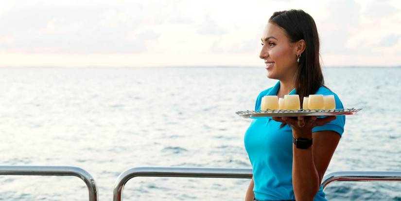 Solene Favreau serves drinks on 'Below Deck' Season 12.