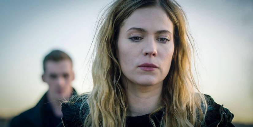 Pihla Viitala as Sofia Karppi looking pensive in Deadwind