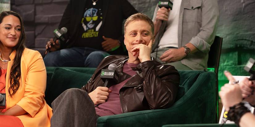 Alan Tudyk at SDCC 2025 for Resident Alien Season 4