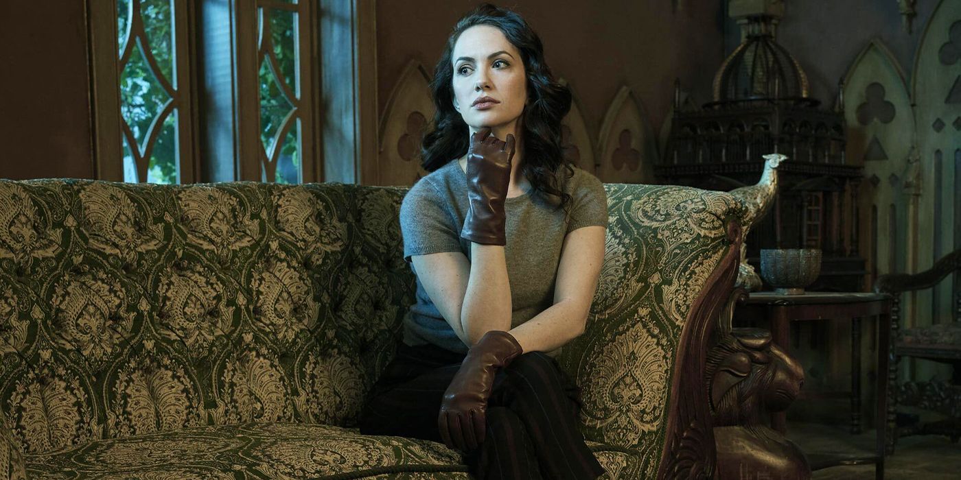 Katie Siegel in The Haunting of Hill House