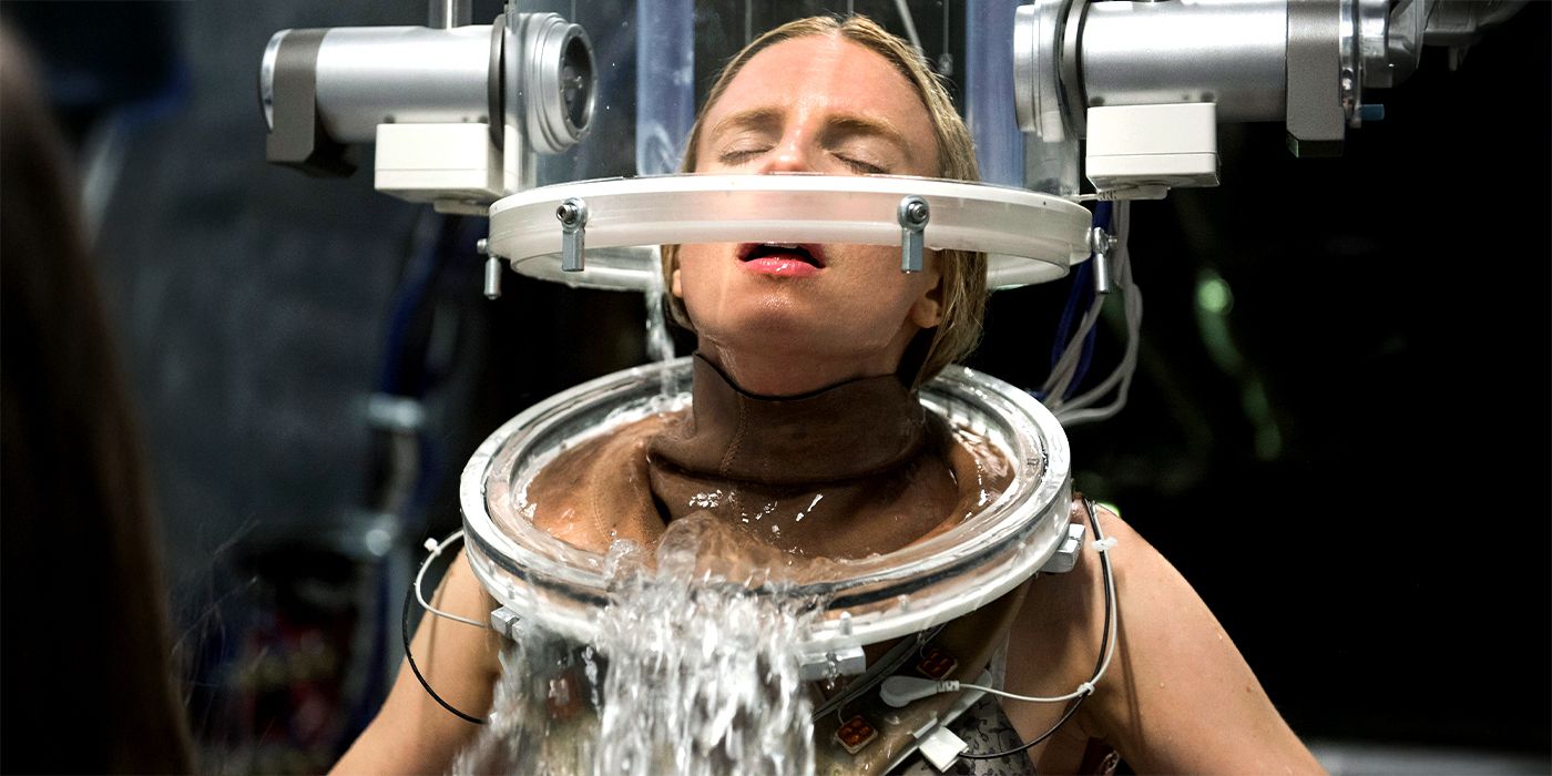 It's Time Fantasy Fans Watch This Gripping Two-Season 85% Rotten Tomatoes Sci-Fi Series