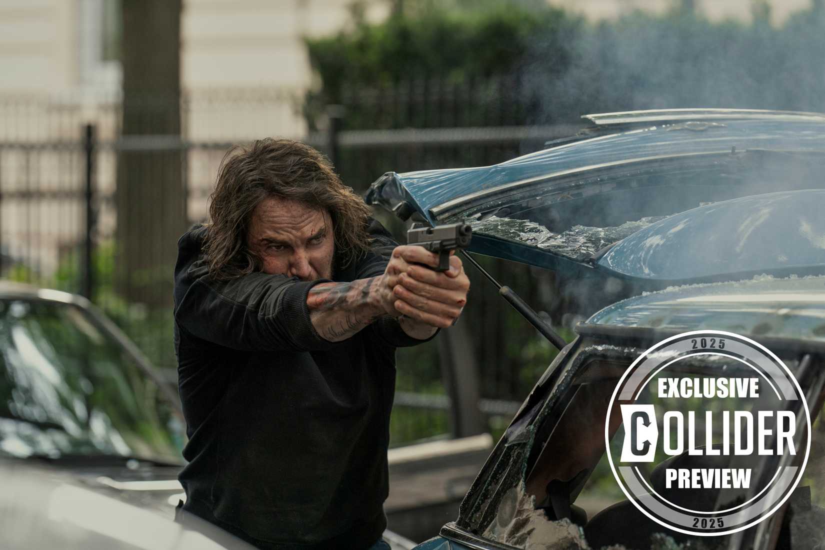 TMLP_S1_UT_1Taylor Kitsch in Terminal List Dark Wolf05_240611_SZVATT_00108R_CropC