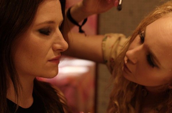 afternoon delight juno temple kathryn hahn