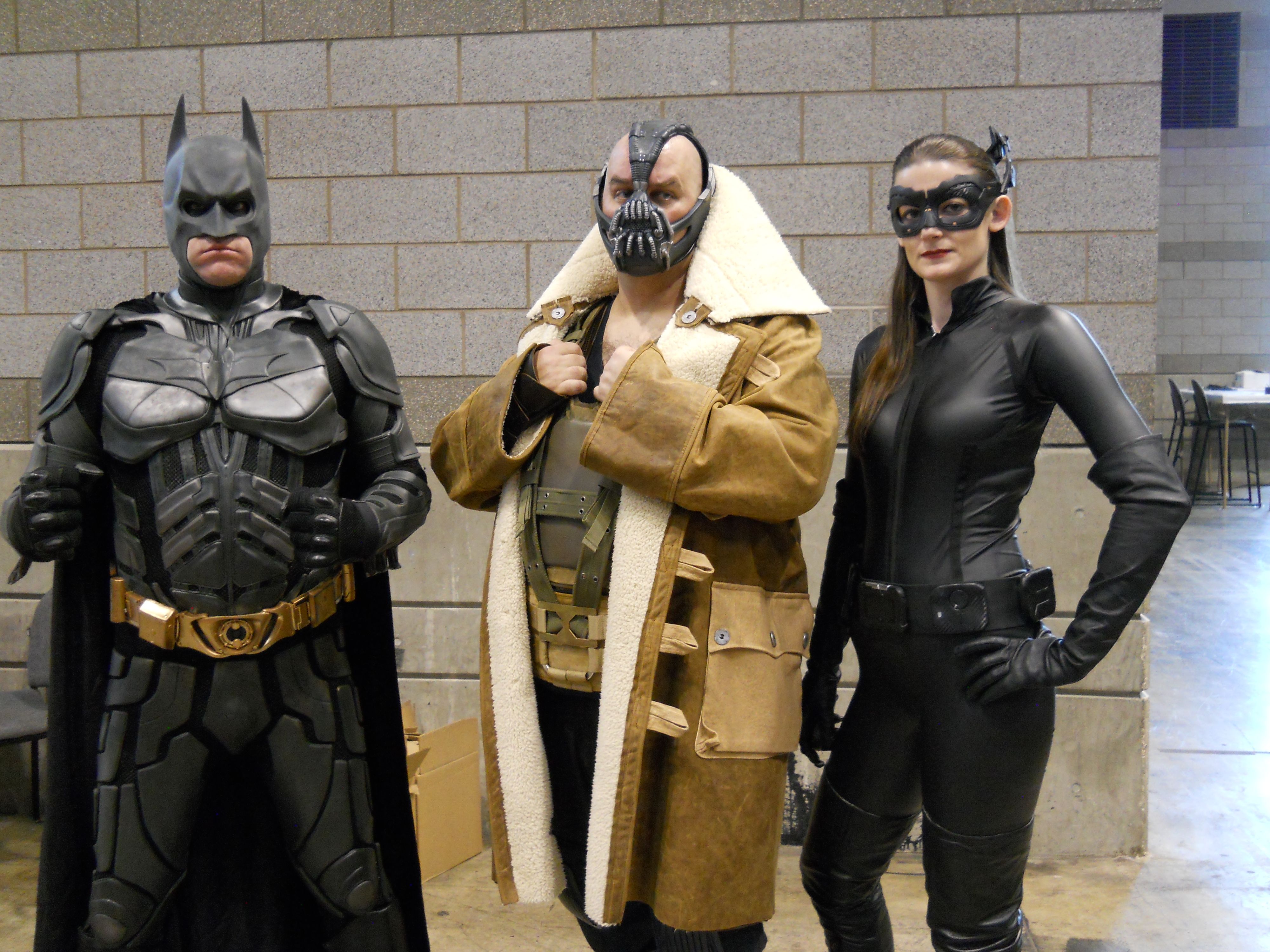 C2E2 2013 Images from the Convention Floor Featuring THE DARK KNIGHT ...