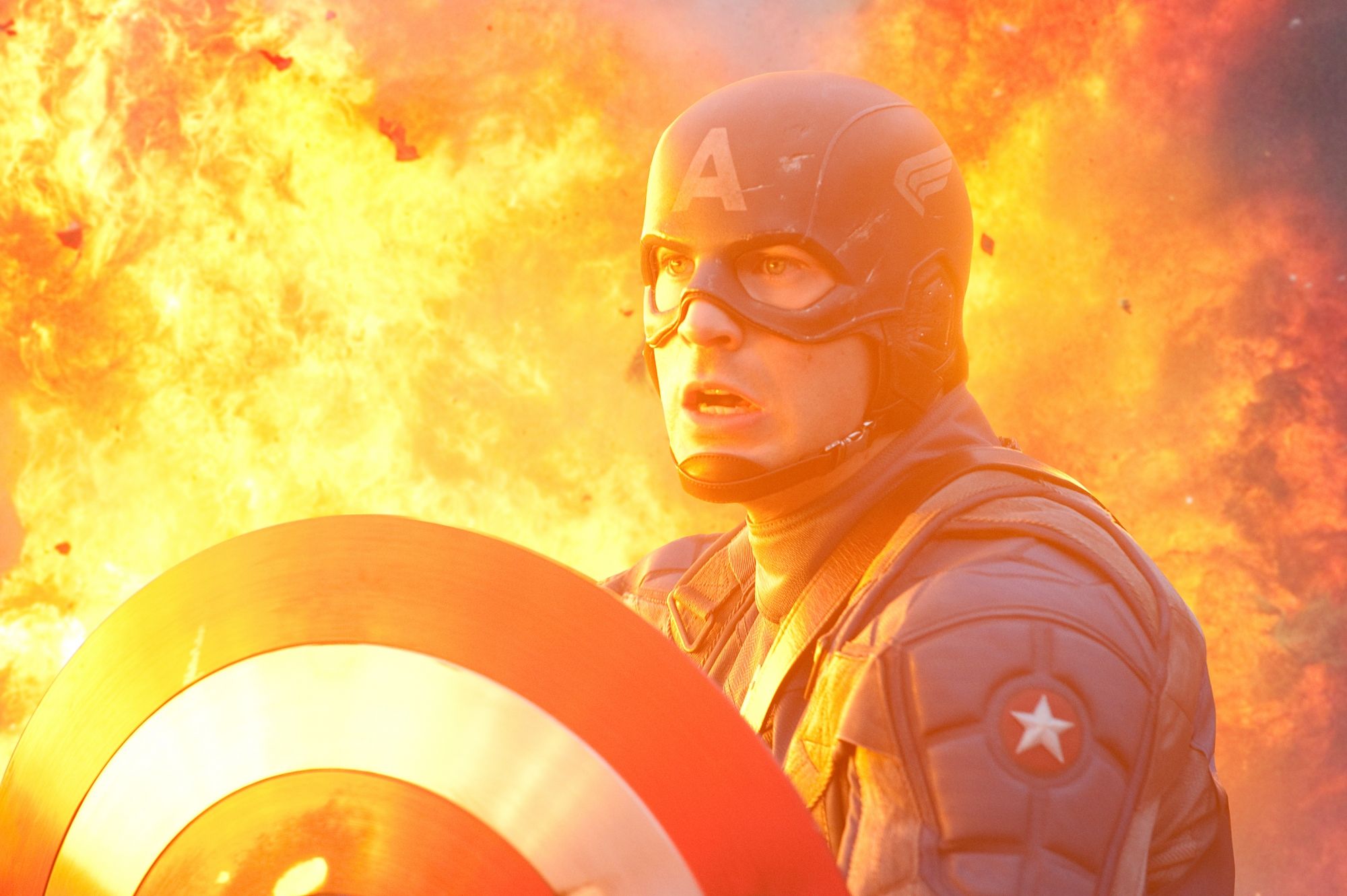 CAPTAIN AMERICA THE FIRST AVENGER Clip and Images; Early Screening at