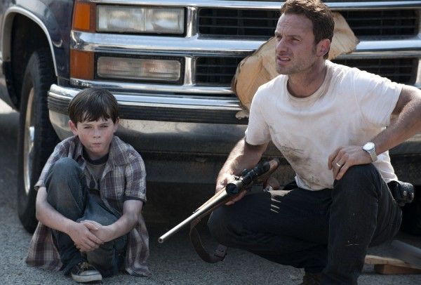 chandler-riggs-andrew-lincoln-walking-dead