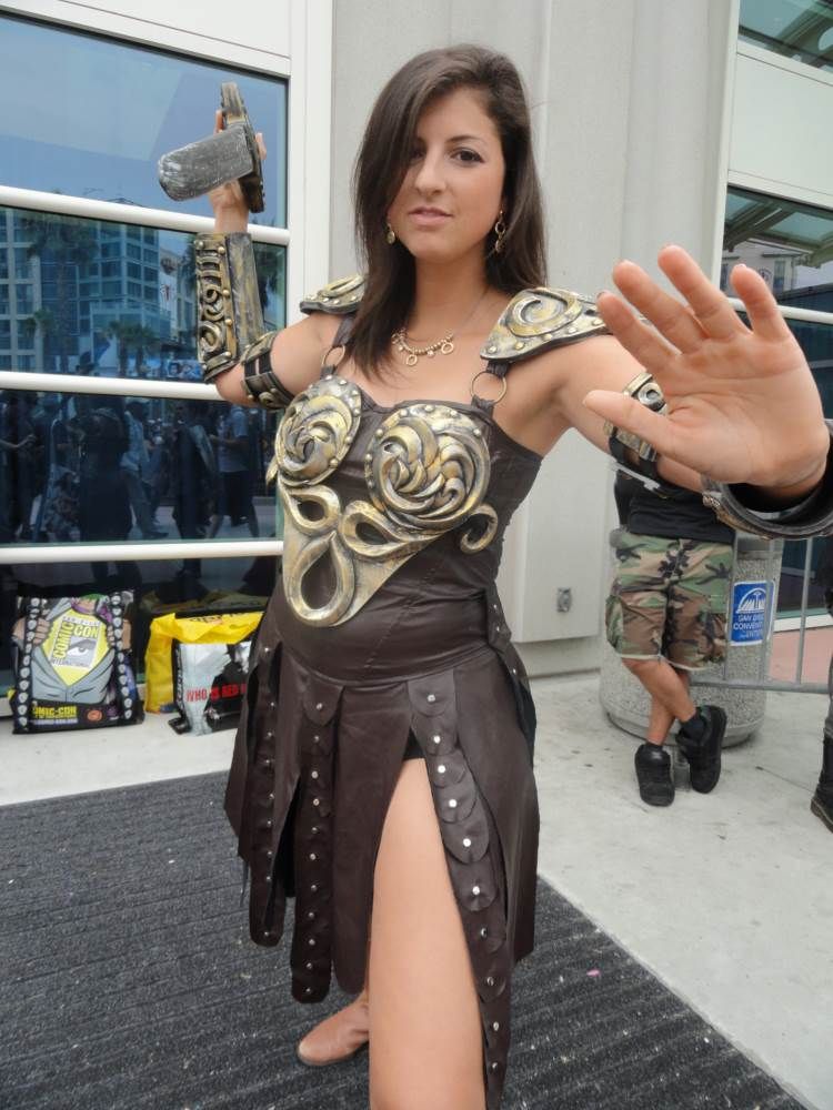 250 Cosplay Pictures from Comic-Con 2013 Including Bane, Doctor Strange ...