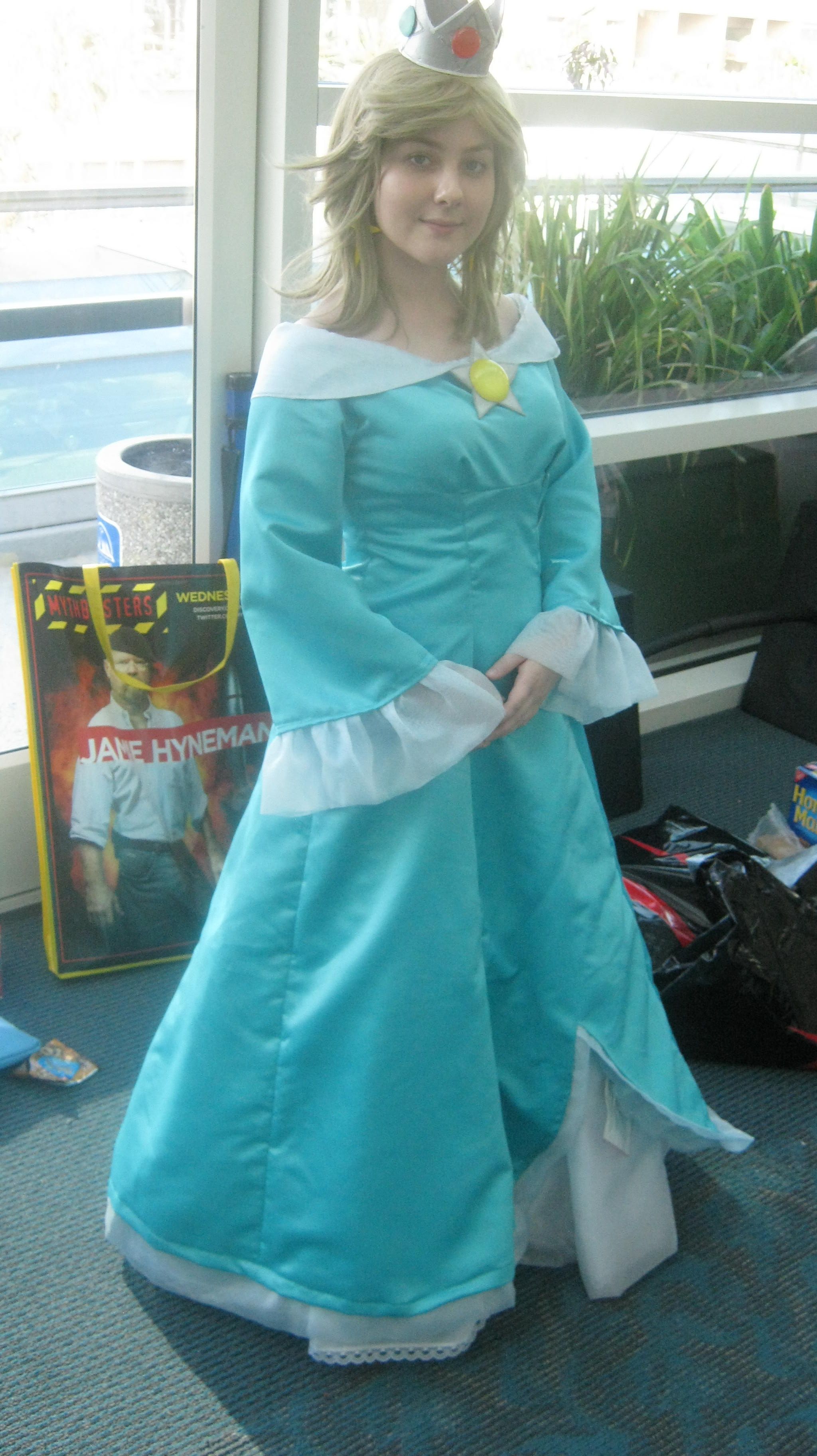 Costumes and Cosplay at ComicCon 2010; Over 80 Pictures of People in Costumes