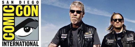 ComicCon Charlie Hunnam Ron Perlman Interview SONS OF ANARCHY slice