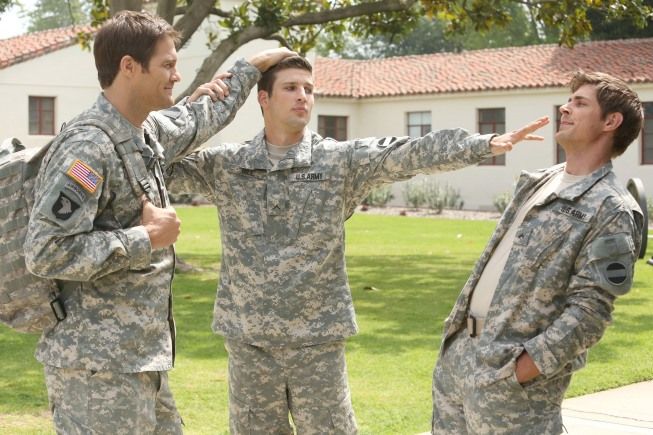 enlisted-geoff-stults-parker-young