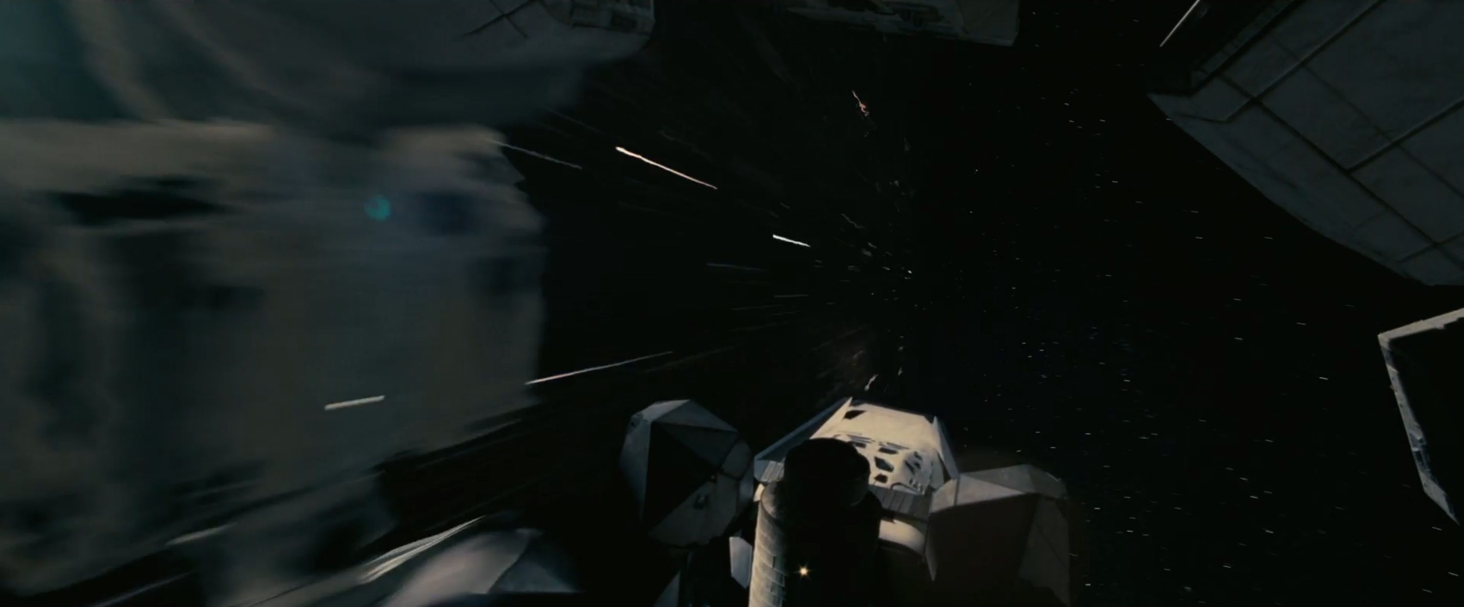 Interstellar Images Detail the World of the Film