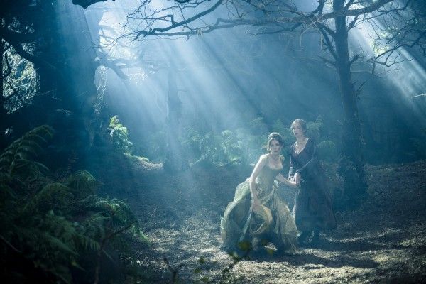 into-the-woods-anna-kendrick-emily-blunt
