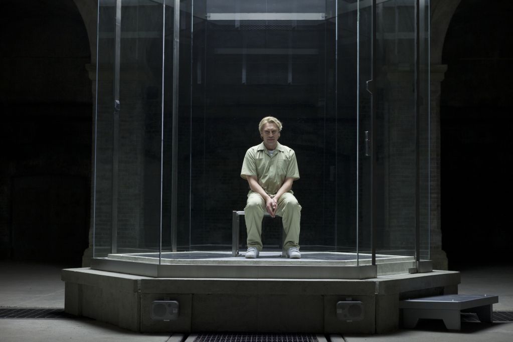New James Bond SKYFALL Images Starring Daniel Craig, Naomie Harris, and ...