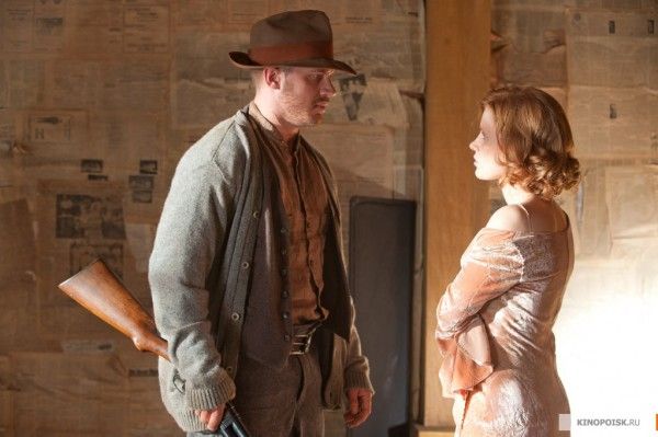 jessica-chastain-tom-hardy-lawless-image