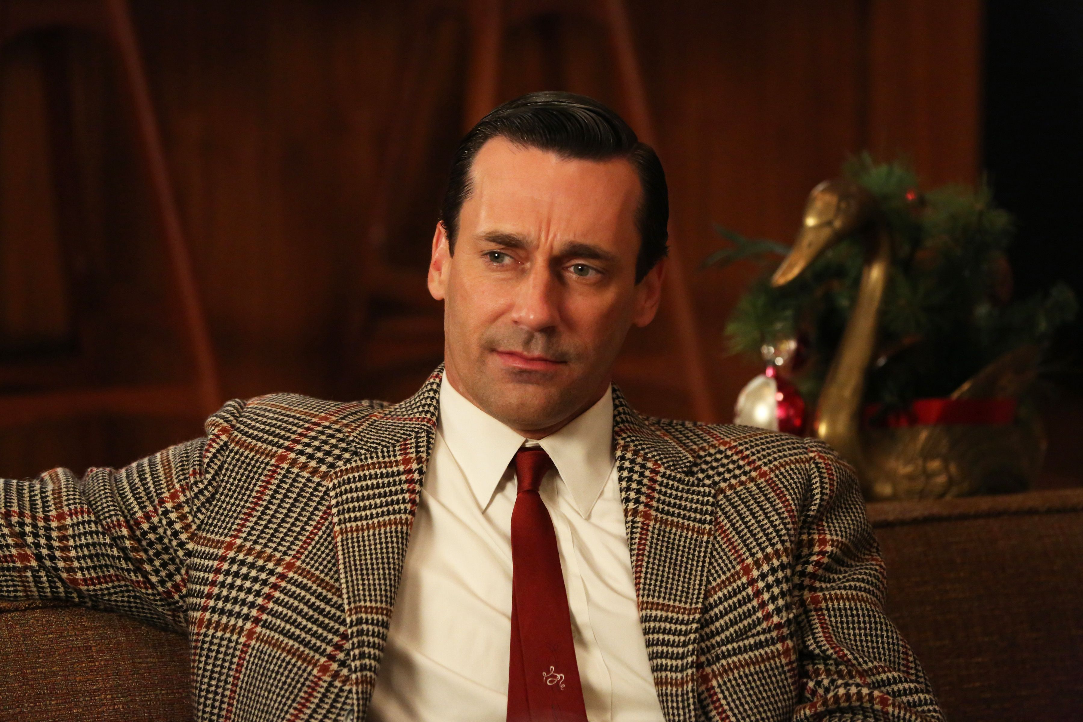 MAD MEN Season 6 Premiere Images. MAD MEN Stars Jon