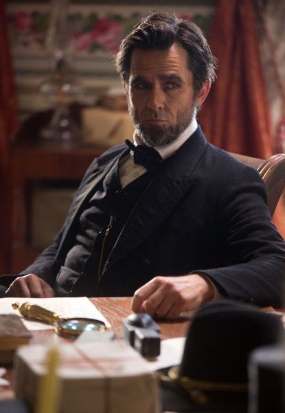 killing-lincoln-billy-campbell
