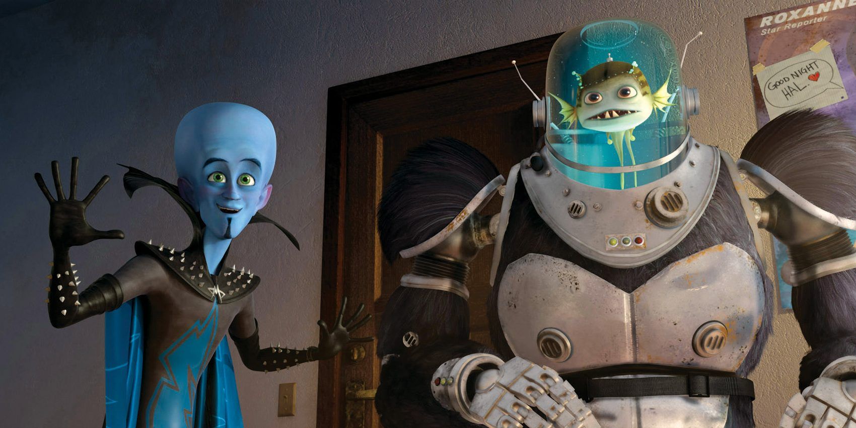 Megamind next to a robot with a fish tank for a head in Megamind.