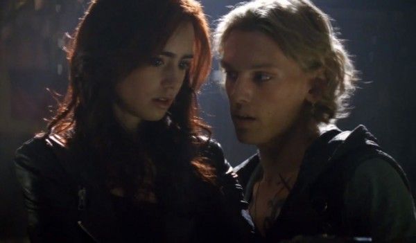 mortal-instruments-city-of-bones-lily-collins-jamie-campbell-bower