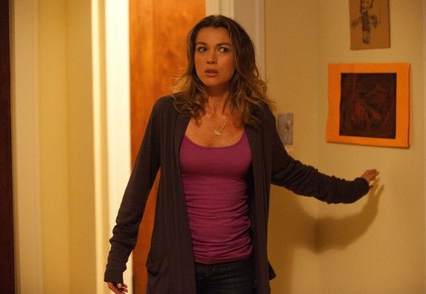 natalie-zea-the-following